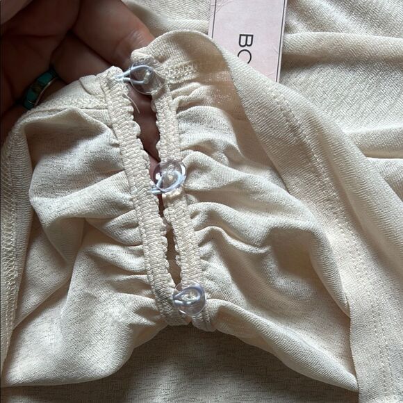 NWT BCBG Generation Elegant blush Pink Ruched Top Size Medium - Picture 3 of 5